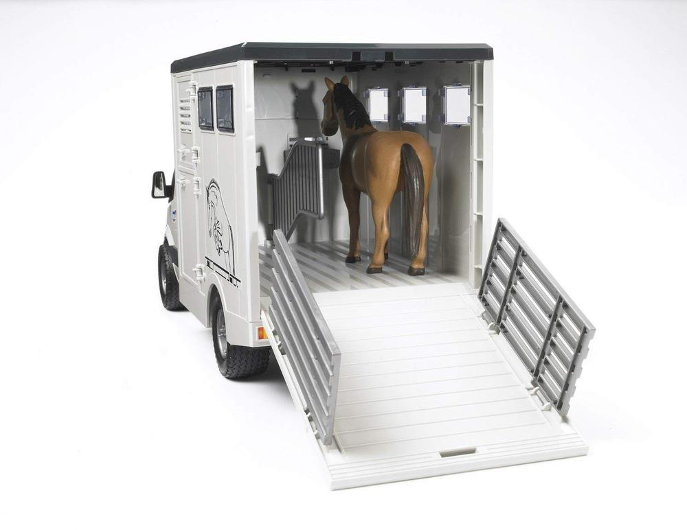 MB Sprinter Animal Transporter with 1 Horse, from Bruder and Totally