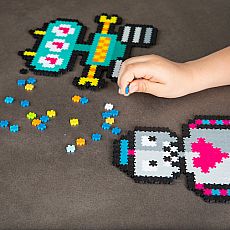 Jixelz 700 pc Set - Roving Robots