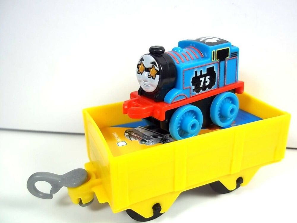 thomas wooden cargo car